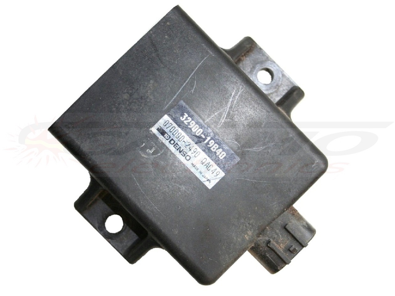 LT-F300 Kingquad LT-F4WWDX igniter ignition module CDI TCI Box (32900-19B40)